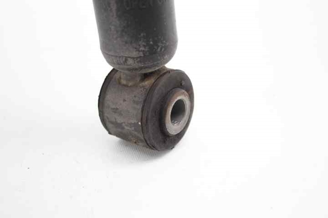 562108573R RENAULT Amortiguador trasero  en stock Córdoba