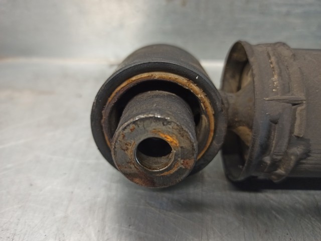 562108685R RENAULT Amortiguador trasero  en stock Córdoba