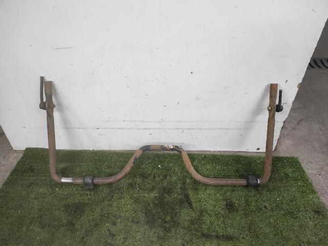 Estabilizador trasero Nissan Terrano 1 WD21