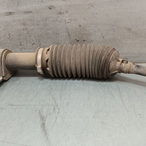 565001W100 Cremallera de dirección  disponible Utrera