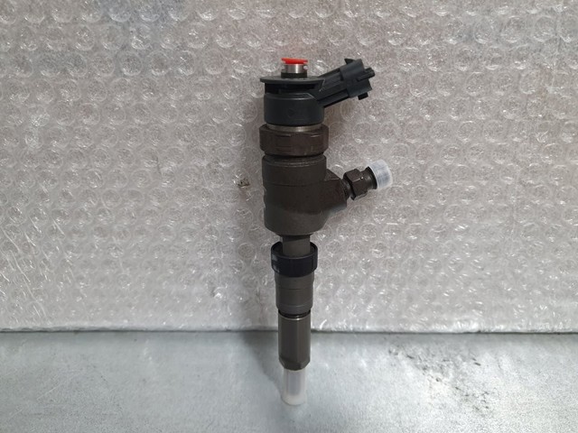 565889 Inyector  en stock Granada