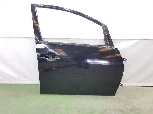 Puerta de coche, delantera, derecha 5700A036 Mitsubishi