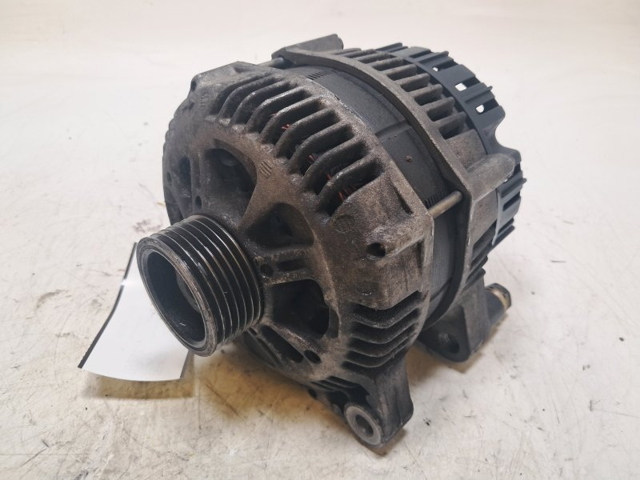 PEUGEOT 57054F Alternador  en stock Terrassa