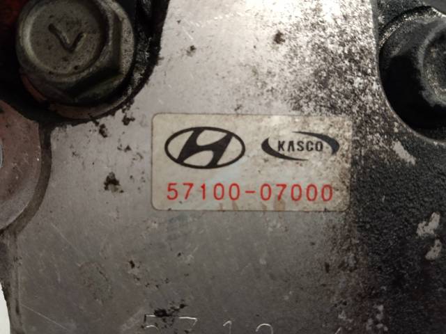 HYUNDAI 5710007000 Bomba de dirección  en stock Valencia