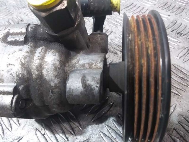 5710007000 HYUNDAI Bomba de dirección  en stock Huelva
