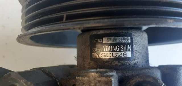 HYUNDAI 5710026300 Bomba de dirección asistida  disponible Valladolid