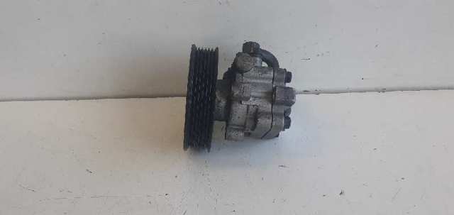 HYUNDAI 5710026300 Bomba de dirección asistida  disponible Valladolid
