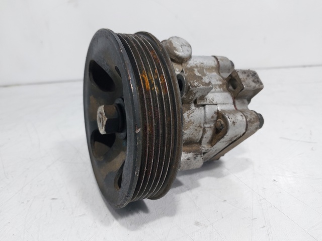 HYUNDAI 5710026300 Bomba de dirección comprar Pamplona