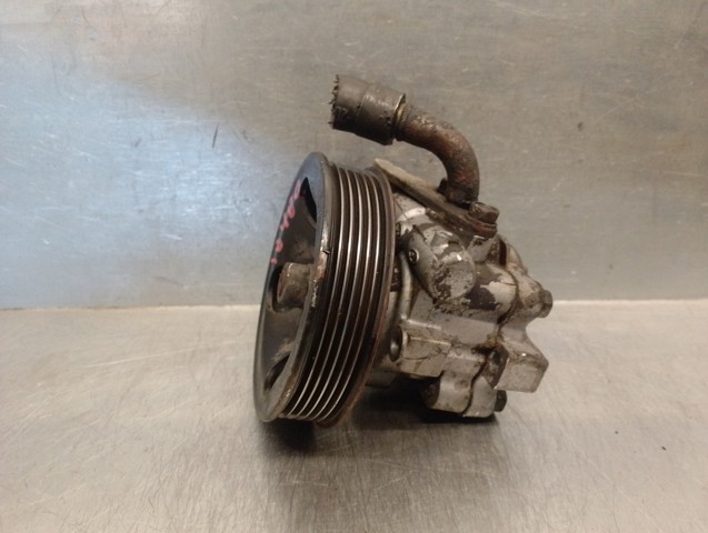 571002D200 HYUNDAI Bomba de dirección comprar Madrid