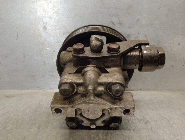 571002D200 HYUNDAI Bomba de dirección comprar Alcalá
