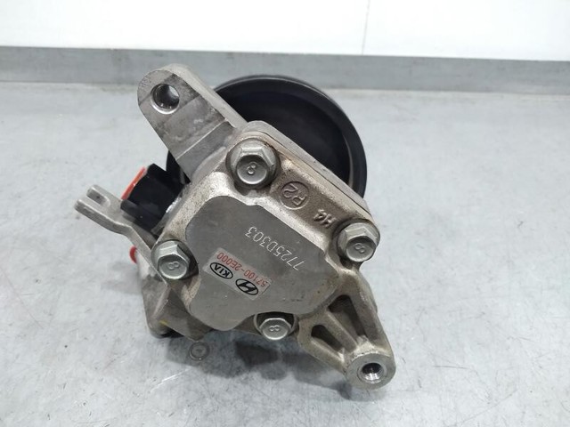 HYUNDAI 571002E000 Bomba de dirección  en stock Valencia