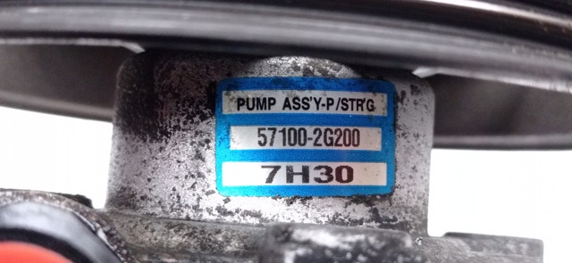 571002G200 Bomba de dirección asistida  disponible Utrera
