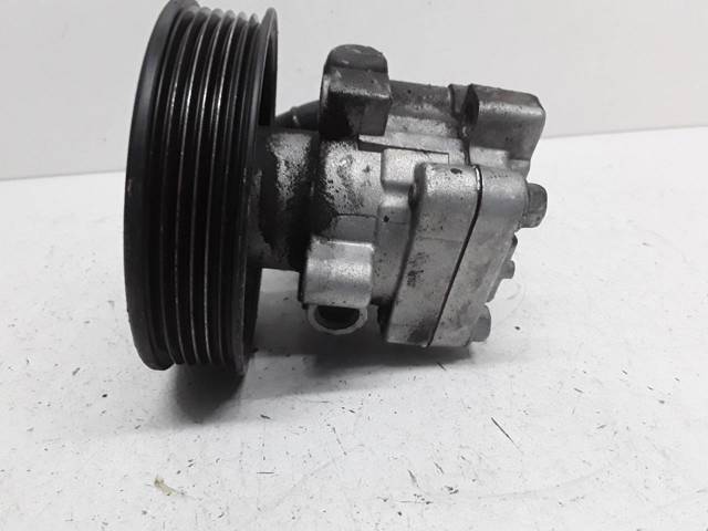 571002G200 Bomba de dirección comprar Sevilla
