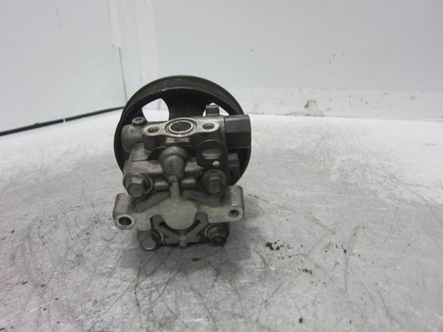 571002G200 HYUNDAI Bomba de dirección asistida  disponible Ourense