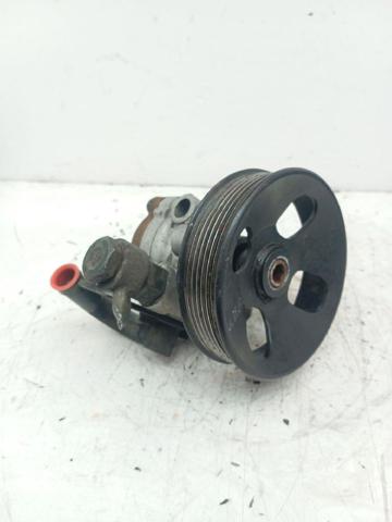 571003E020 Bomba de dirección asistida  disponible Utrera