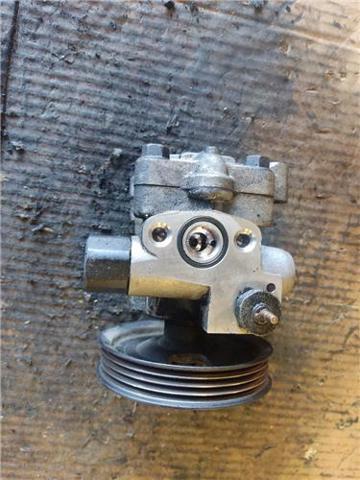 HYUNDAI 571101C000 Bomba de dirección comprar Pamplona