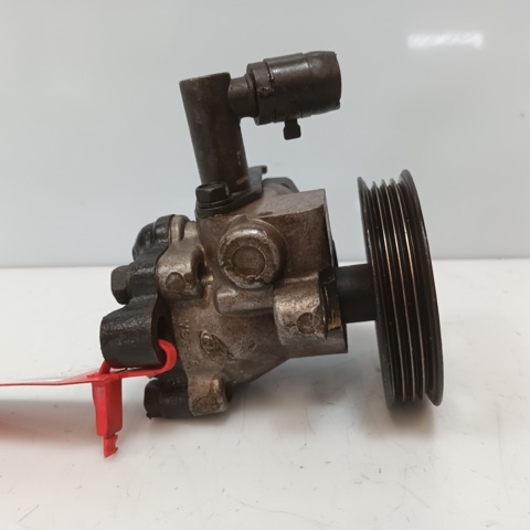 5711025000 HYUNDAI Bomba de dirección  en stock Gandía