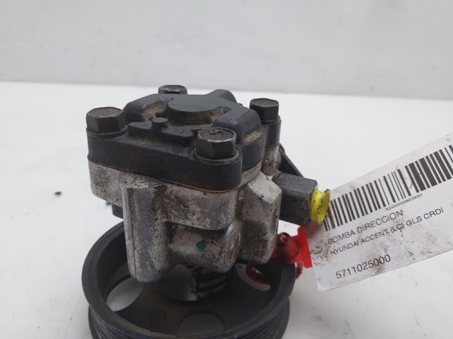 HYUNDAI 5711025000 Bomba de dirección asistida  disponible Valladolid
