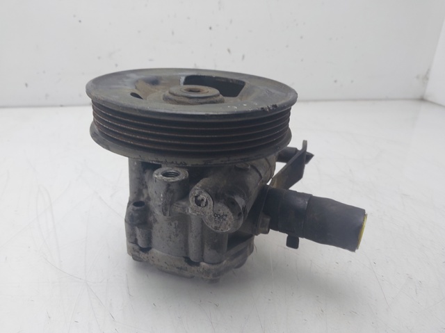 57110H1501 Bomba de dirección asistida  disponible Utrera