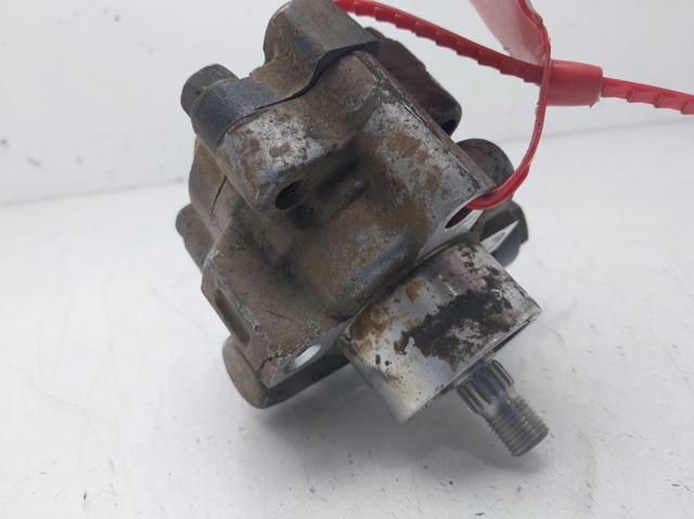 57110H1501 Bomba de dirección asistida  comprar en Reus
