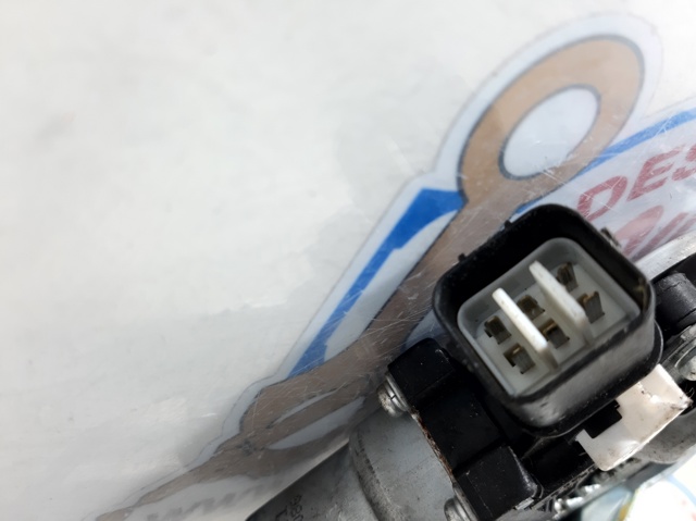 MITSUBISHI 5713A086 Motor del elevalunas de la puerta delantera derecha  comprar en Ponferrada