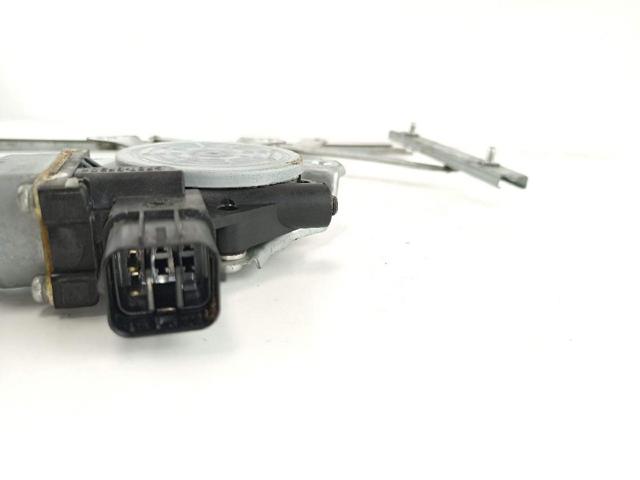 MITSUBISHI 5713A256 Mecanismo de elevalunas delantero derecha  en stock Salamanca