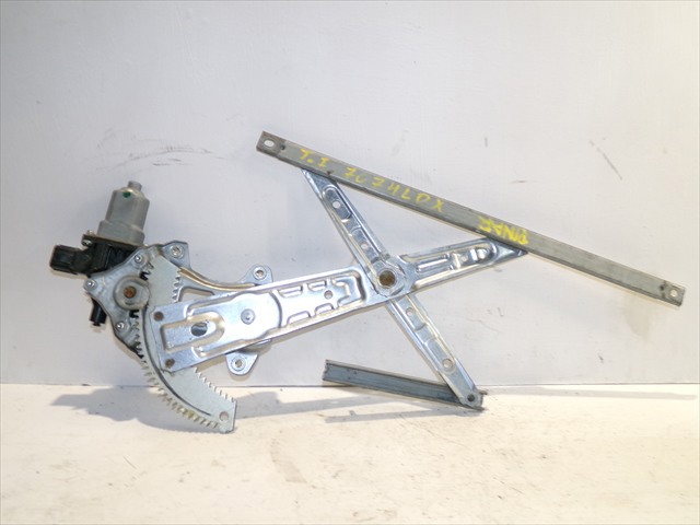 5713A257 Motor del elevalunas de la puerta trasera derecha  comprar en Pontevedra