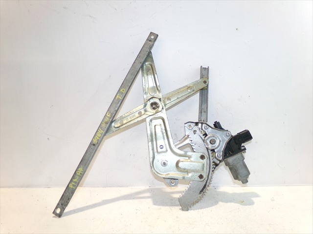 5713A257 Motor del elevalunas de la puerta trasera derecha  comprar en Zaragoza