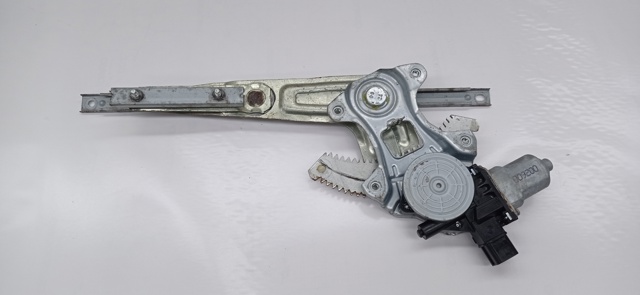 5713A257 Motor del elevalunas de la puerta trasera derecha  comprar en Zaragoza