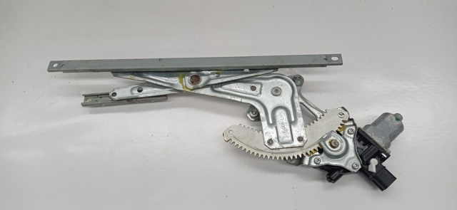 MITSUBISHI 5713A258 Motor del elevalunas de la puerta trasera izquierda  disponible Valladolid