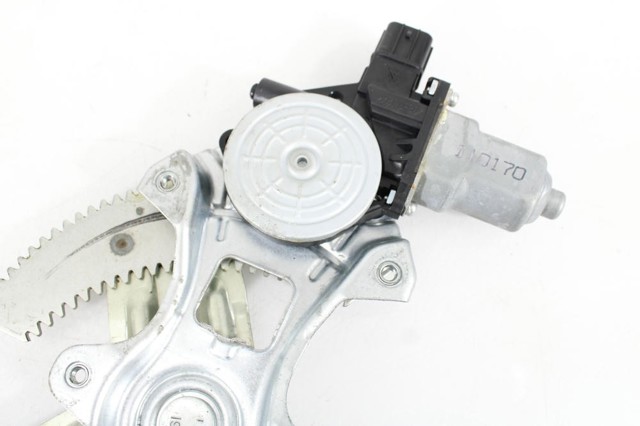 MITSUBISHI 5713A258 Motor del elevalunas de la puerta trasera izquierda  comprar en Albacete