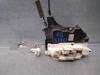 Cerradura de puerta delantera derecha 5715A186 MITSUBISHI