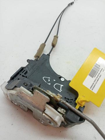 Cerradura de puerta delantera derecha 5715A326 Mitsubishi