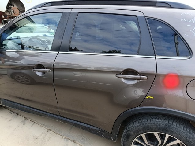 MITSUBISHI 5730A977 Puerta trasera izquierda  disponible Valladolid