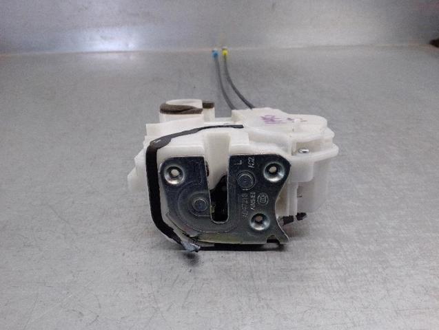 MITSUBISHI 5745A395 Cerradura de puerta trasera izquierda  disponible Lugo
