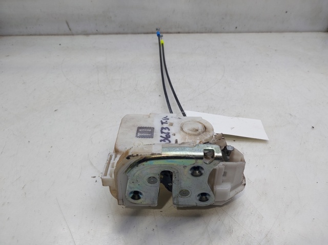 5745A396 MITSUBISHI Cerradura de la puerta trasera derecha  en stock Córdoba