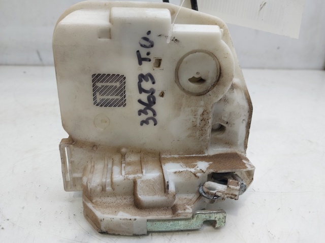 5745A396 Cerradura de la puerta trasera derecha  comprar en Reus