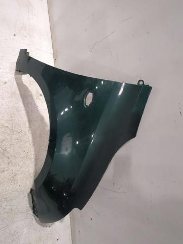 Guardabarros delanteros derecho 5761163J20000 SUZUKI