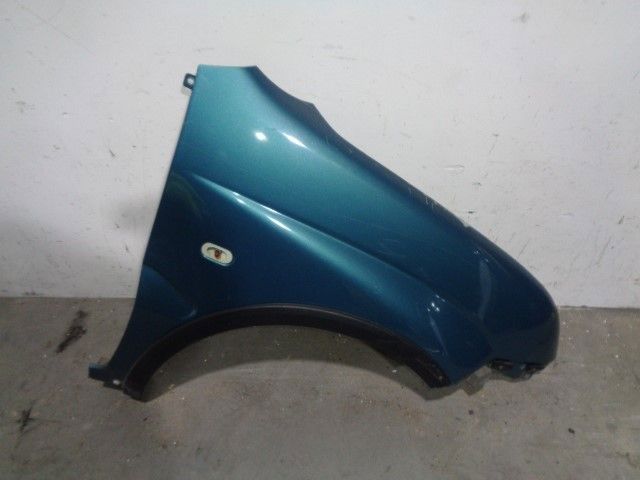 Guardabarros delantero derecho 5761186G00 Suzuki