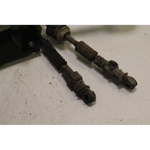 5801283904 IVECO Palanca de cambios  en stock Córdoba