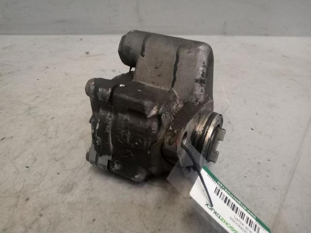 Bomba de dirección asistida  5801299355 IVECO