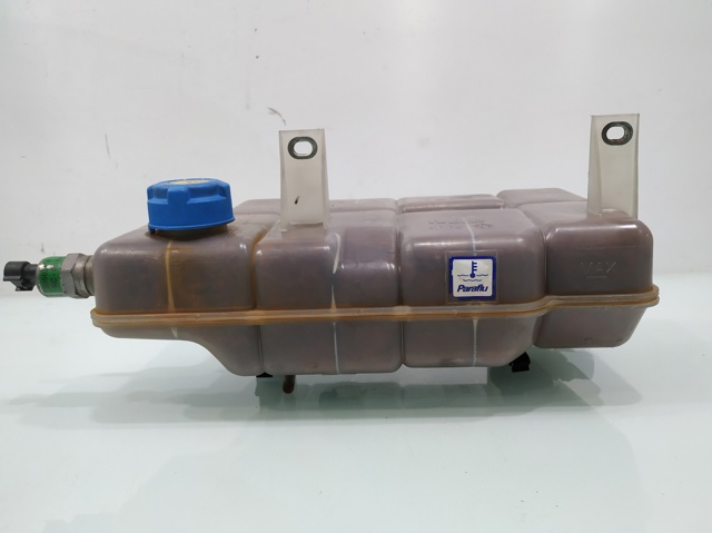 5801303409 Vaso de expansión  en stock Castellón