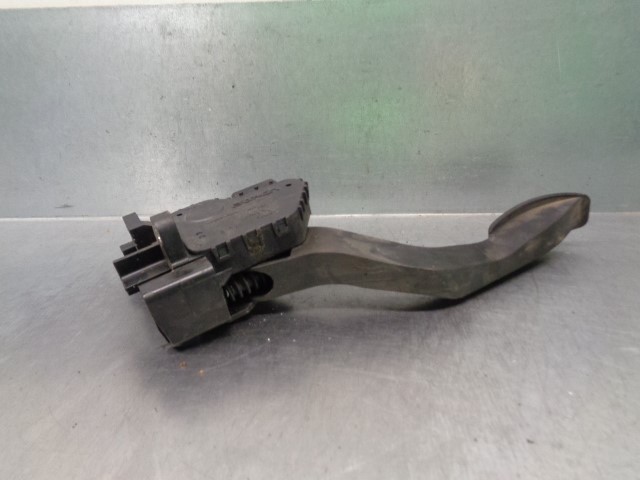 5801333490 Pedal del acelerador  en stock Granada