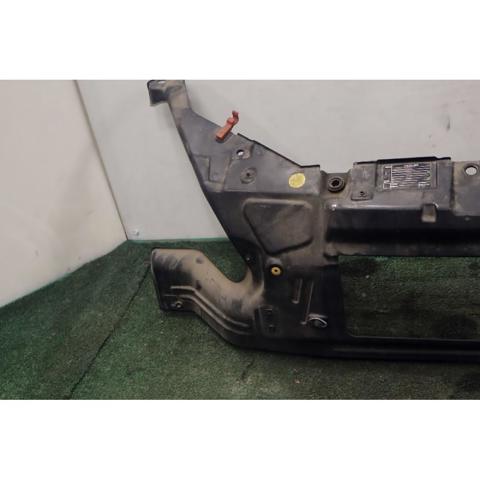 IVECO 5801338103 Soporte de radiador  en stock Valencia