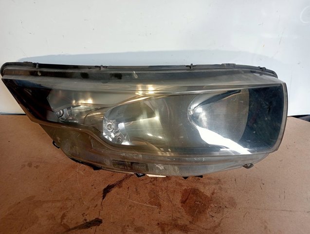 5801473749 Faro derecho  comprar en Pontevedra