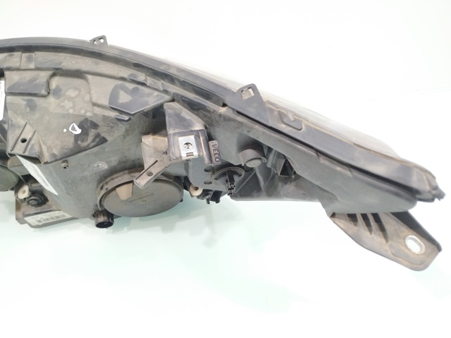 IVECO 5801473749 Faro derecho  comprar en Albacete