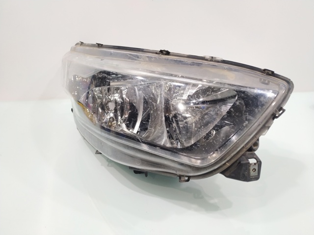 5801473749 IVECO Faro derecho  comprar en Oviedo