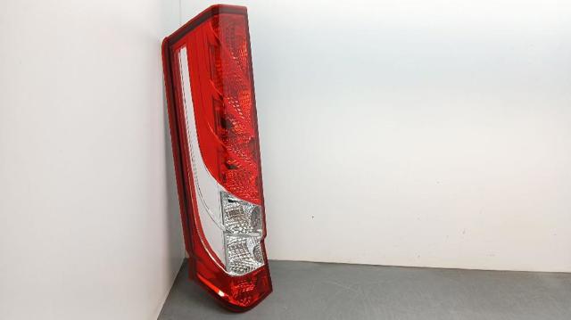 IVECO 5801523220 Piloto trasero izquierdo  disponible España