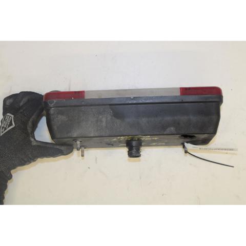 5801631438 IVECO Piloto trasero izquierdo comprar Madrid