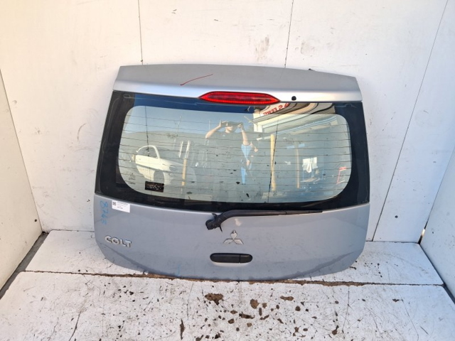 Puerta trasera para Mitsubishi Colt Z3A